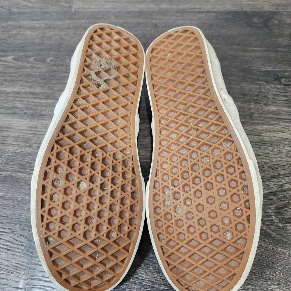 Vans Classic Lows Black Leather Perforated Slip On, Size 5.5 Men's